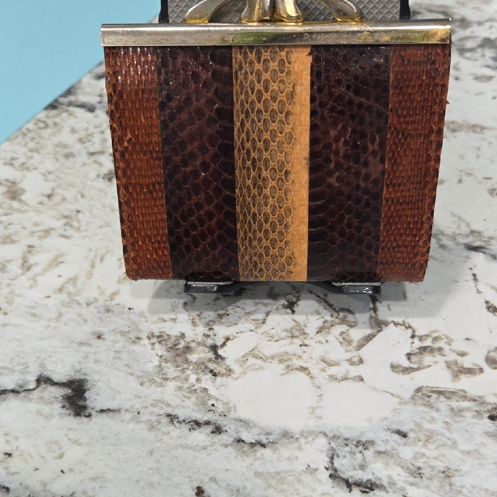 Elegant Snakeskin Kiss Lock Coin Pouch